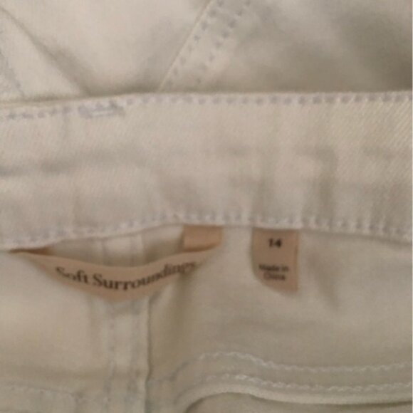 Soft Surroundings NWOT white Parisa embellished jeans size 14 - Picture 4 of 5